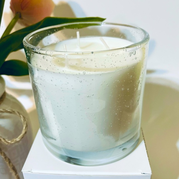 Chateau De Versailles “Chapelle Royale” Scented Candle - Picture 6 of 9